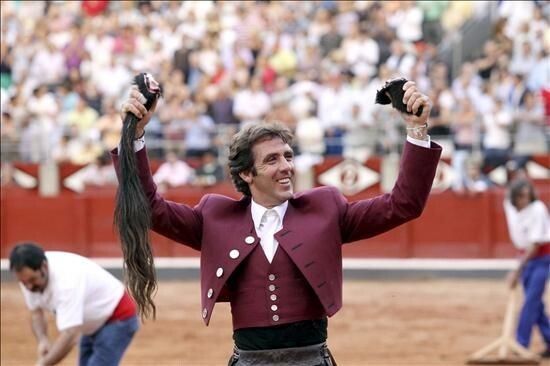 Los rejones ponen el punto y final a las Colombinas 2011