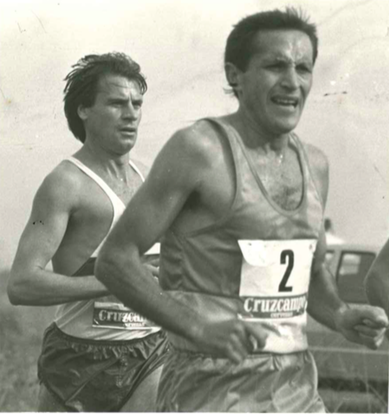 30 años del récord vigente en maratón de ‘El loco del puente’ (2:15:25)