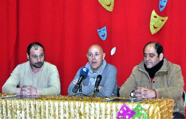 La comparsa gaditana 'Los Bandoleros' de los 'Hermanos Carapapas' actuará en Isla Cristina