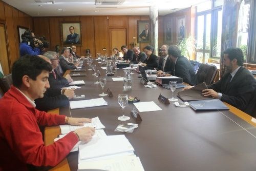 El Puerto de Huelva cierra 2014 con un movimiento total de 27,4 millones de toneladas, un 3,53% más que en 2013