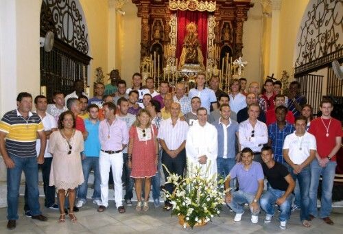 Ofrenda floral a la Virgen de la Bella