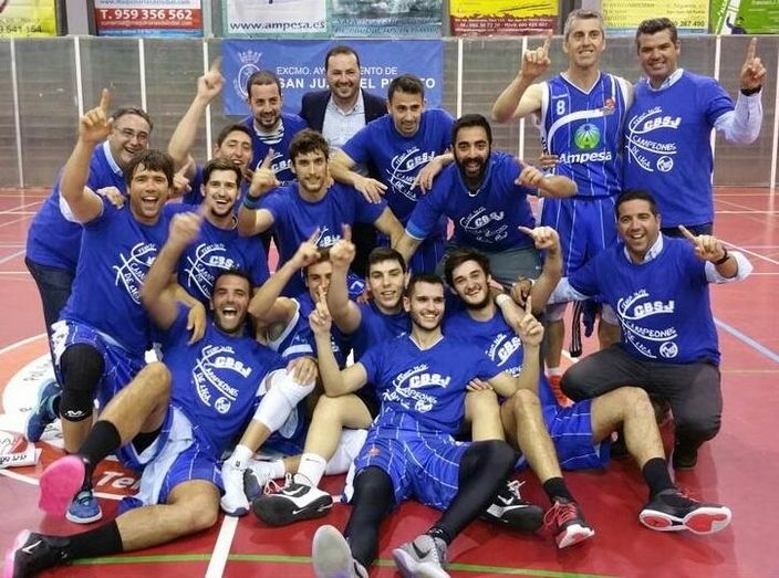 El CB San Juan amarra el liderato y también ganan Aljaraque y Palos