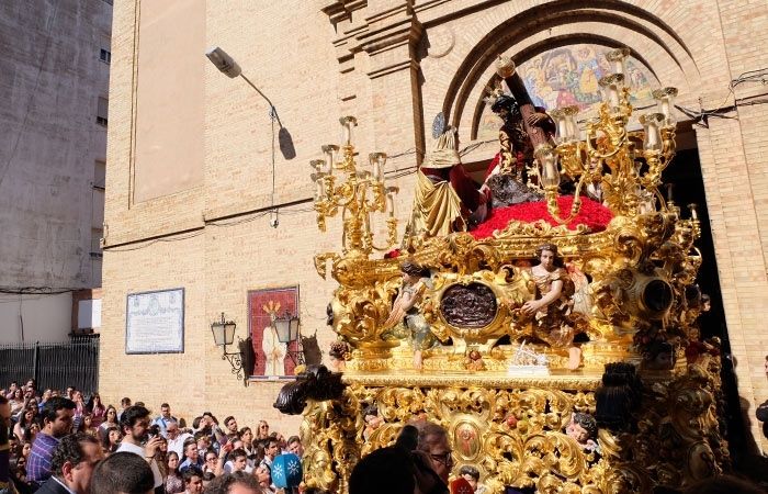 Penas y Amor para tocar el cielo 50 veces