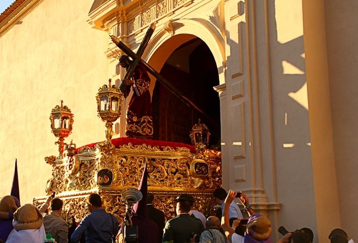 Pasión ofrece Refugio a Huelva