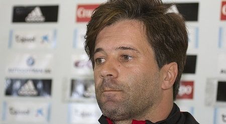 José Domínguez niega que haya llegado al Decano de la mano de un grupo inversor
