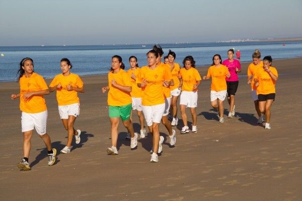 El Cajasol Sporting tendrá su primer test serio con el NAVY