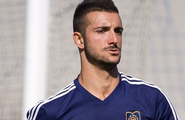 Rubén Mesa, olvidado por Pavón y José Domínguez