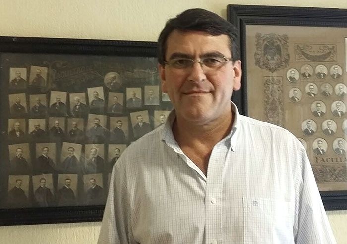 El médico Rafael Segovia, candidato a la Alcaldía por VOX