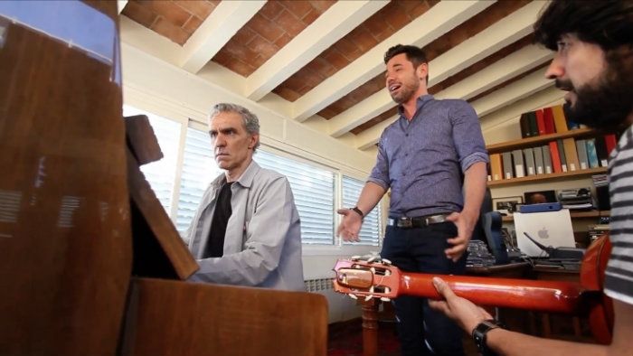 El realizador onubense Paco Ortiz, la sombra de Miguel Poveda durante cuatro años para retratarlo en un documental