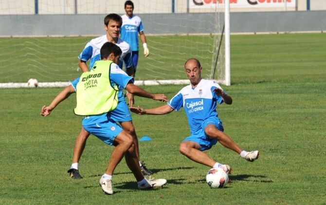 Aitor: 'Buscamos que los que vengan se encuentren un fútbol mucho mejor'