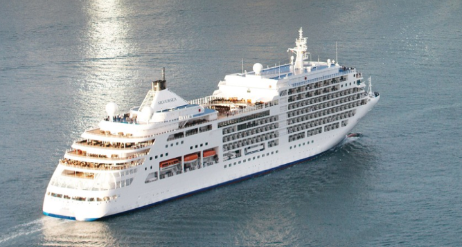 Los comercios del centro abren este domingo para recibir a nuevos cruceristas