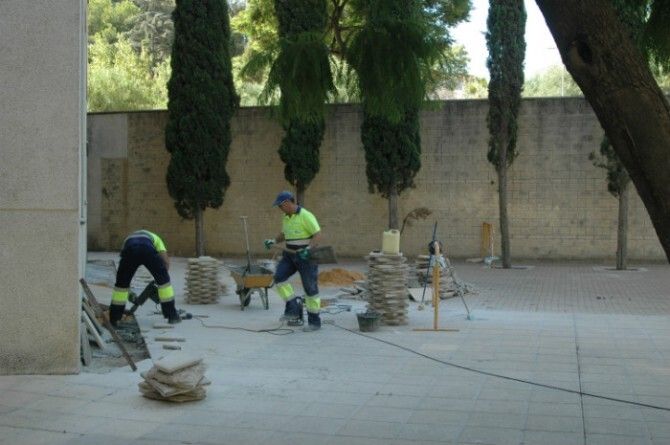 Reformas en la plaza Marcelino Champagnat para solucionar los problemas de hundimiento