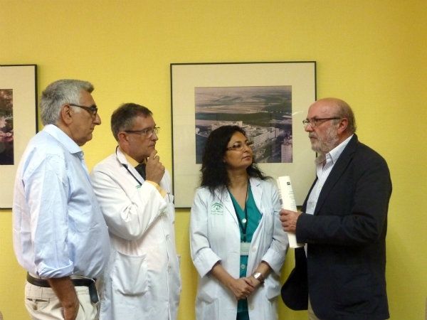 Unos 300 especialistas y enfermeros andaluces analizan en Punta Umbría los avances en medicina interna