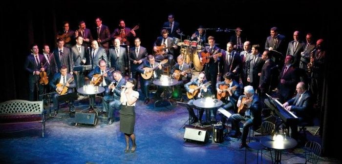 El grupo Capachos trae al Gran Teatro el espectáculo musical 'Gira el Mundo'