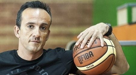 El Conquero descarta “totalmente” jugar en Europa y se centra en mejorar una plantilla “continuista”
