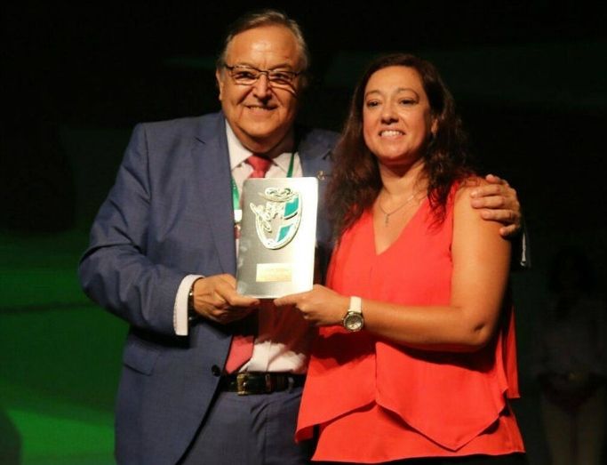 El Fundación Cajasol Sporting recoge con 'orgullo' dos galardones en la asamblea general de la RFAF