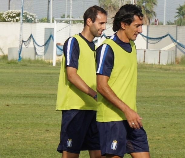 Pedro Ríos y Víctor Díaz pelean sus salidas a Córdoba y Leganés