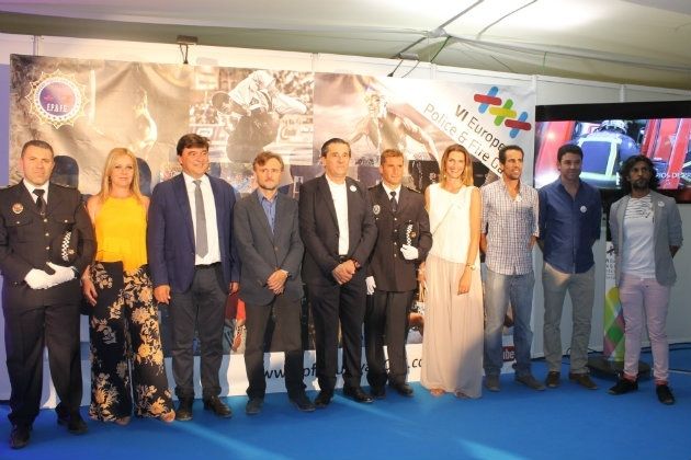 Arrancan las Colombinas con el encendido de la portada y protagonismo onubense en ‘Mapas de Música’
