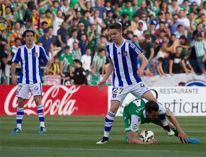 El Decano busca su decimotercera carabela; el Betis, la quinta