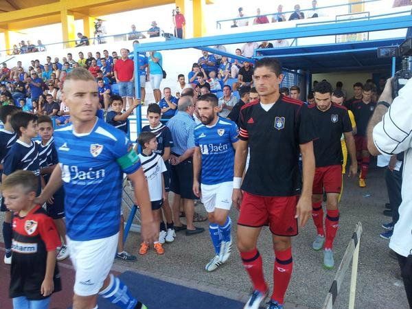 El Recreativo empata ante el Linares (1-1) en el último ensayo de pretemporada