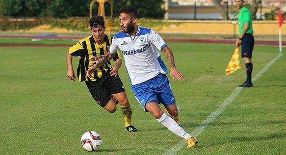 Luis Lara salva en Marbella al San Roque de su primera derrota liguera (1-1)