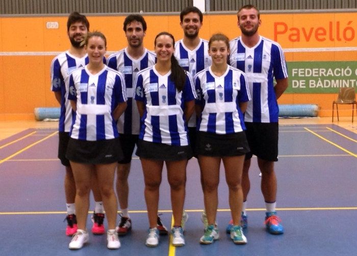 El IES La Orden se estrena en la Superliga con un triunfo en Girona (2-5)