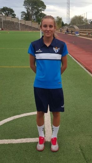 La delantera Marina Martí ficha por el Sporting, de donde sale Imke