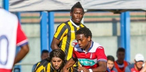 El San Roque pierde a su delantero Elie seis semanas por lesión