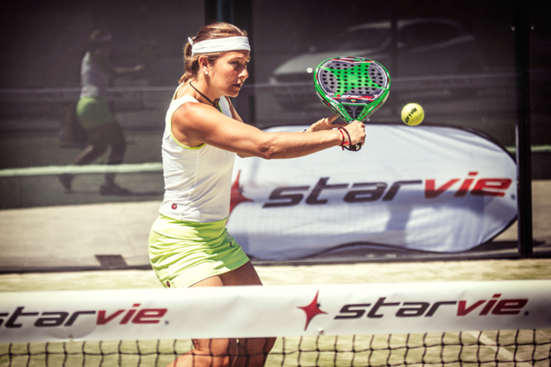 Los jugadores WPT Mati Díaz, Fernando Poggi, Carolina Navarro y Cecilia Reiter imparten un clinic en Huelva