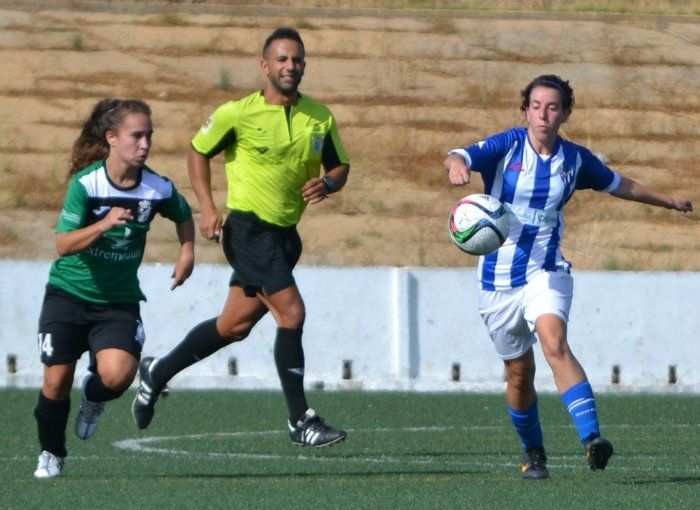 El Sporting B golea sin piedad al Villanovense (9-1)