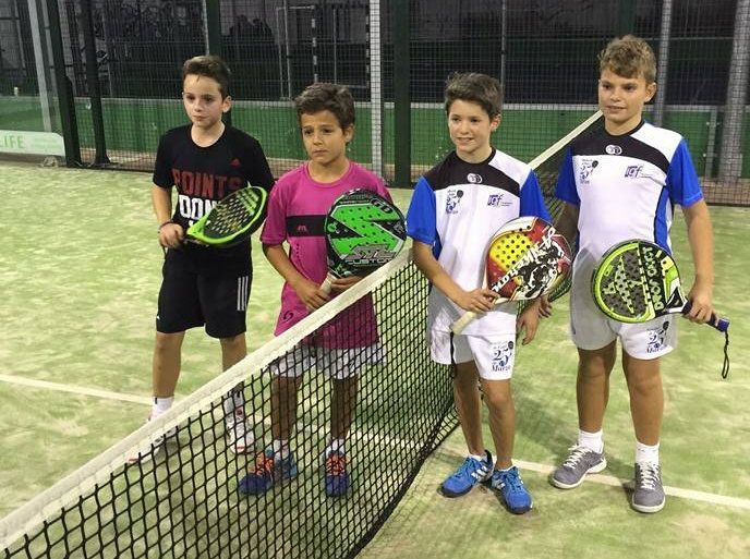 Buena actuación de los jugadores de la Escuela Fundación 25 de Marzo