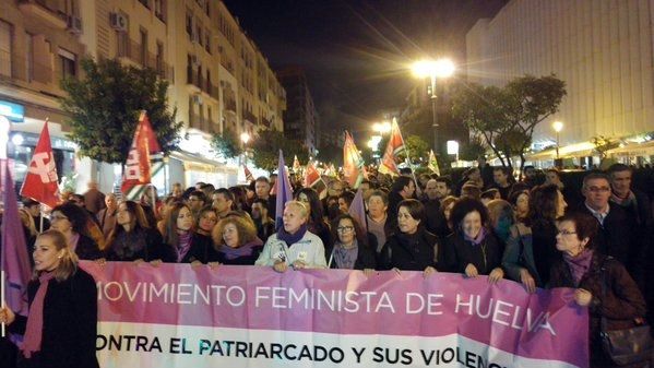 Los onubenses unen sus fuerzas contra la violencia machista