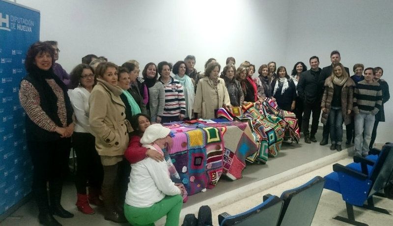 Mantas del ‘Aula de la Felicidad’ con destino a los refugiados sirios 