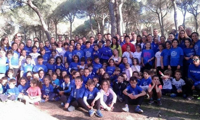 La familia del Club Onubense de Atletismo celebra sus 25 años