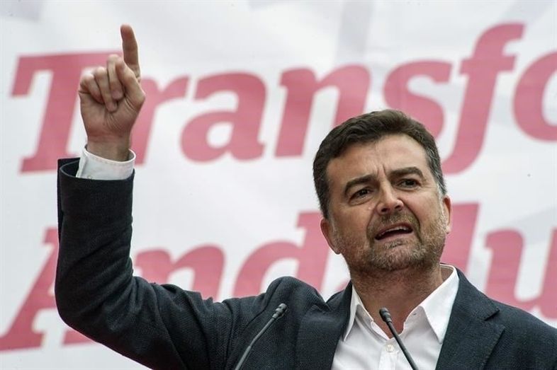 Maíllo suspende temporalmente su agenda de campaña tras quedar hospitalizado por un trastorno digestivo