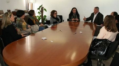El Ayuntamiento de Cartaya lamenta 'graves irregularidades' en los comedores de dos colegios y el cierre de uno