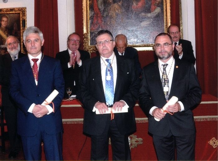 El radiólogo de Huelva Antonio López, premiado por la Real Academia de Medicina y Cirugía de Sevilla