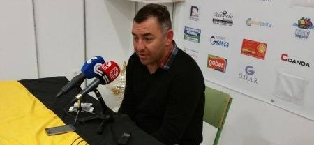 Loren responde a Ceballos: 'Tendría que tener cuidado y ser más humilde. Entrenó dos años al San Roque sin carné'