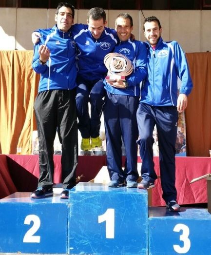 Histórico podio del Club Arcoiris en el Campeonato de España de Media Maratón
