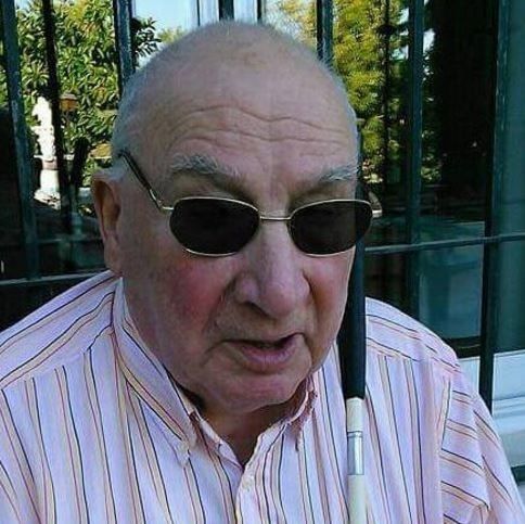 El runrún: Adiós a un “modelo de maestro”