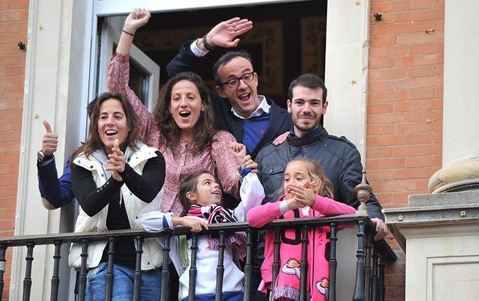 Huelva recibe con todos los honores a las campeonas del CB Conquero
