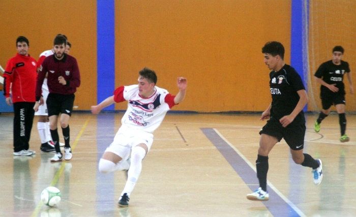 El Smurfit Kappa gana al Ceuta (4-1) y el Recre Autoparts da la cara en Cádiz (4-2)