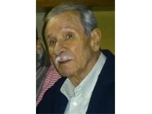 Fallece el ex jugador del Recre Manolo Carreño