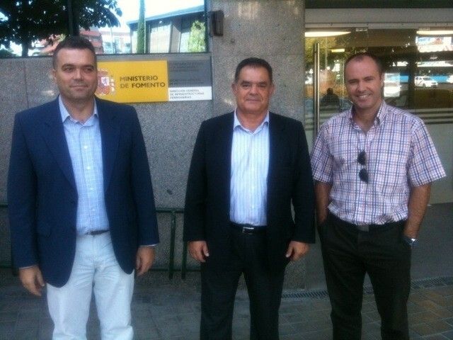El alcalde de La Palma logra que el proyecto del AVE respete las construcciones de Bodega Morales y el Silo
