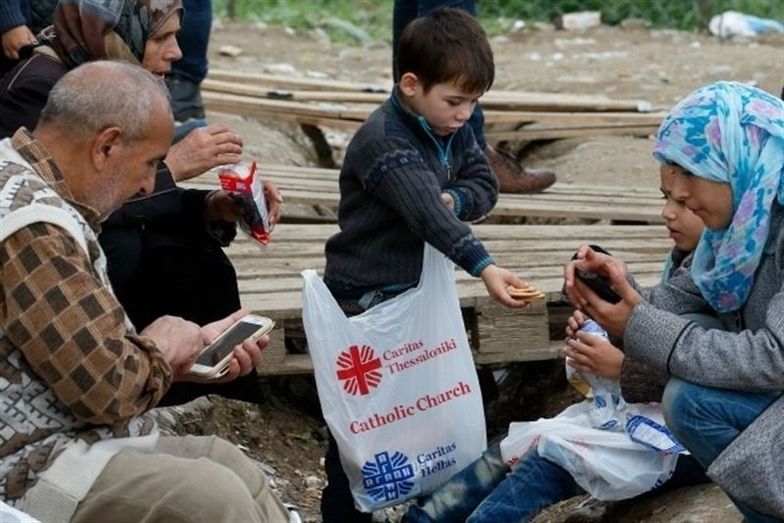 Voluntarios de Lepe inician una campaña de recogida de ropa y comida para los refugiados sirios