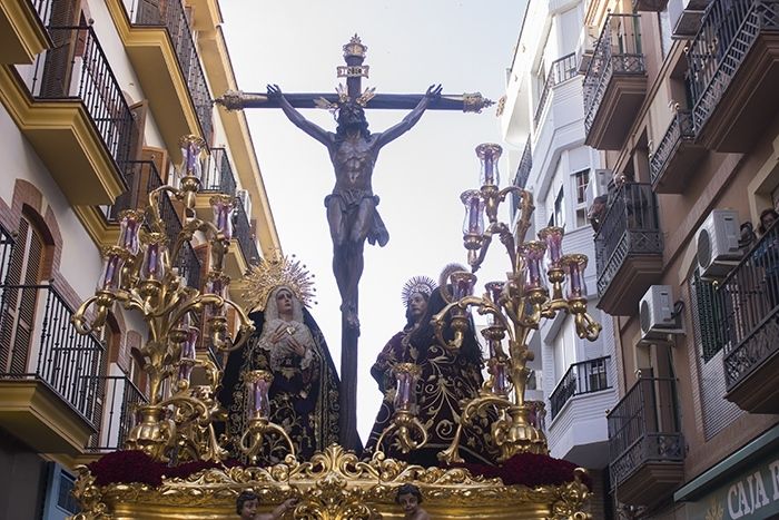 Y el Miércoles Santo se hizo la luz