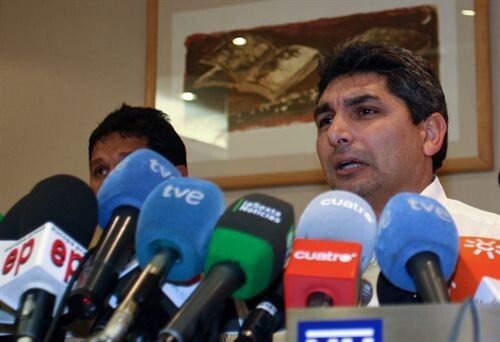 Cortés estudiará querellarse contra Valderas, Vázquez y Pezzi por 'manchar' su imagen pública