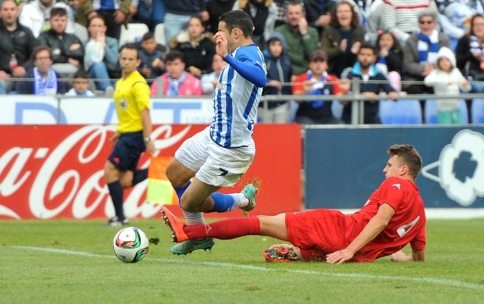 Paso de gigante y nueva fiesta en el Colombino (2-0)