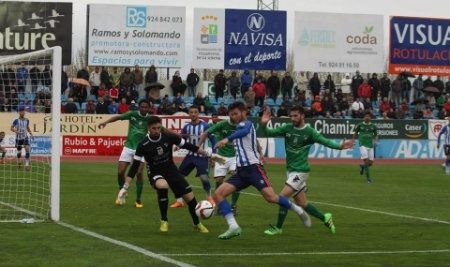 El Decano dice adiós a su buena racha en Villanueva (1-0)
