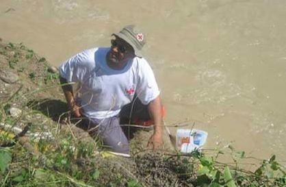 El voluntario de Cruz Roja Huelva Manuel Canelo lucha contra el virus zika en Centroamérica
